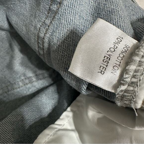 Micas Light Wash 90’s Inspired High rise Asymmetric Fly Straight Jeans XXL NWT - Picture 9 of 11